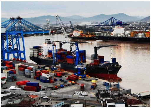 Porto de Itajaí promete acabar com fila de caminhões