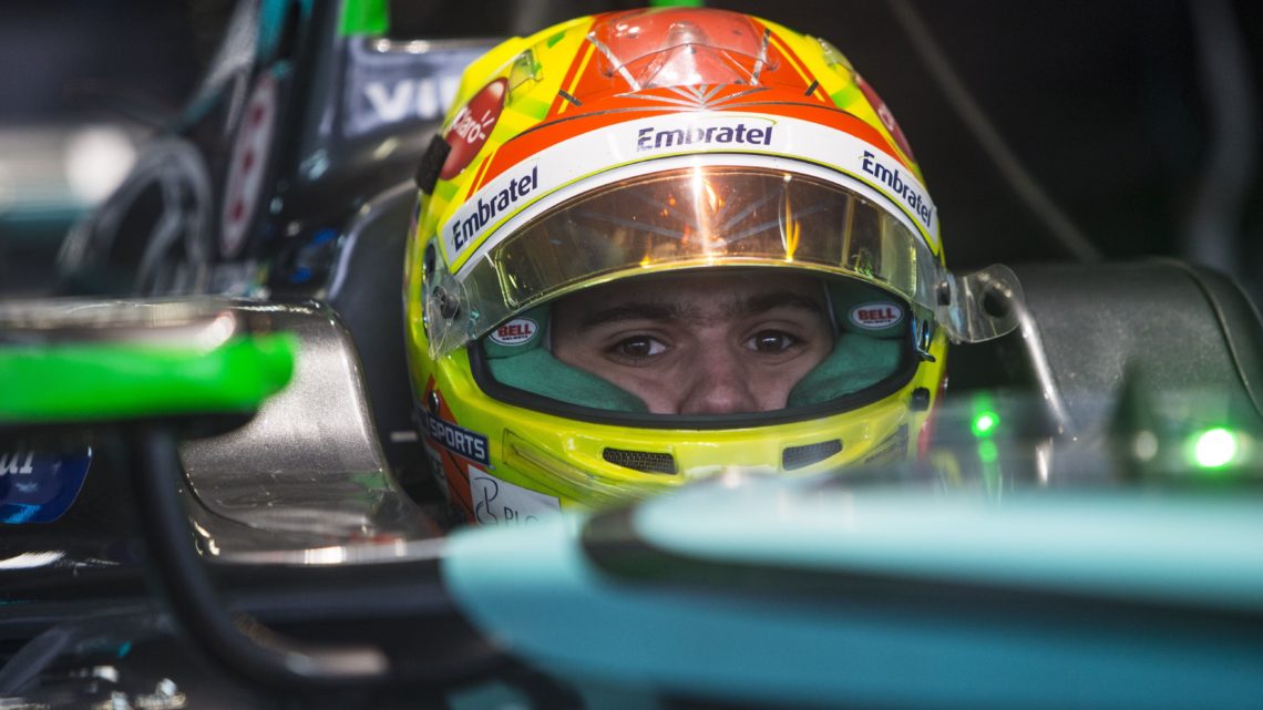 Pietro Fittipaldi testa carro da Fórmula E no Marrocos