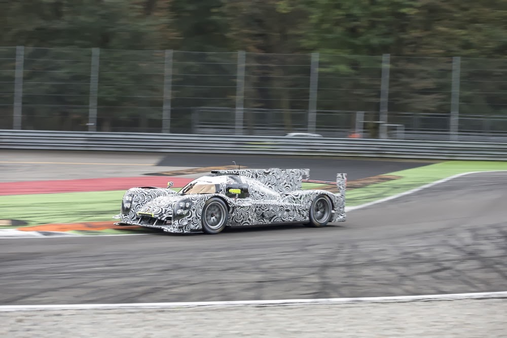 Porsche encerra maratona de testes em 2013 com Mark Webber e revela detalhes da motorização do seu LMP
