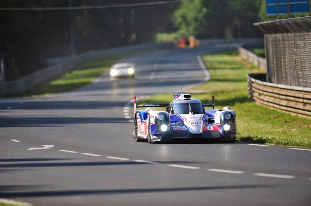 Toyota obtém os melhores tempos em treinos oficiais para Le Mans