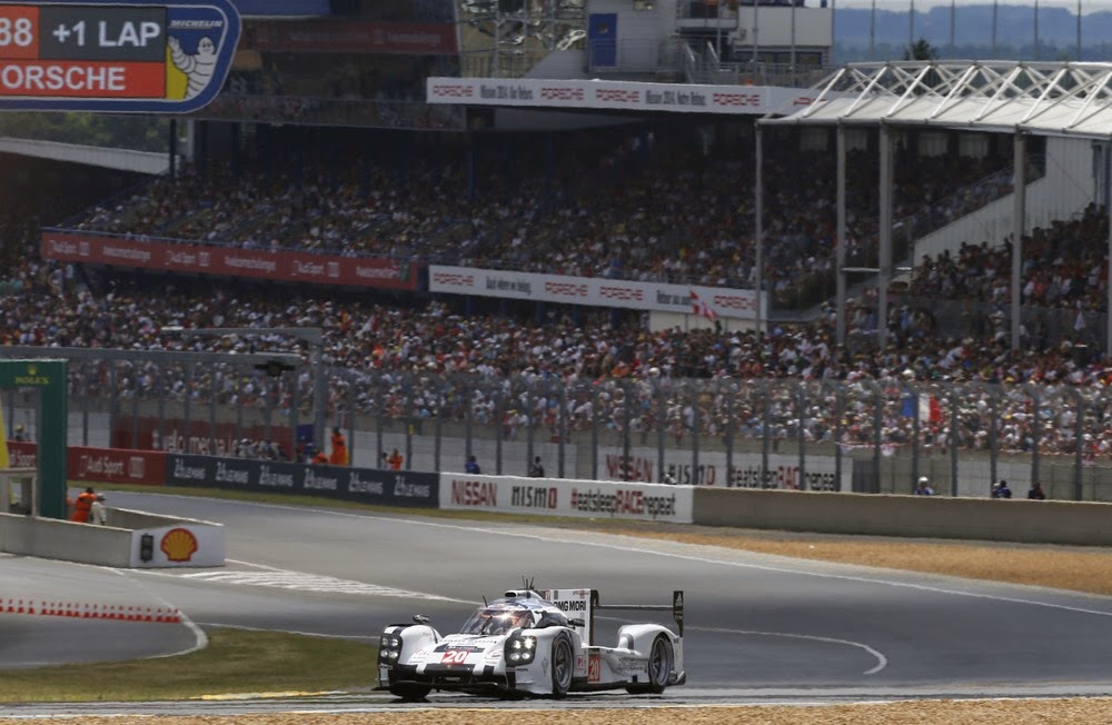 Porsche com três carros nas 24 horas e Le Mans de 2015