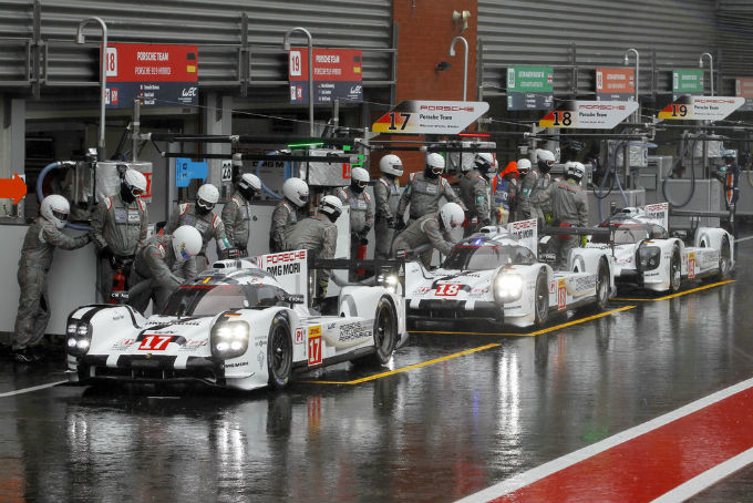 Porsche lidera primeiros treinos em SPA