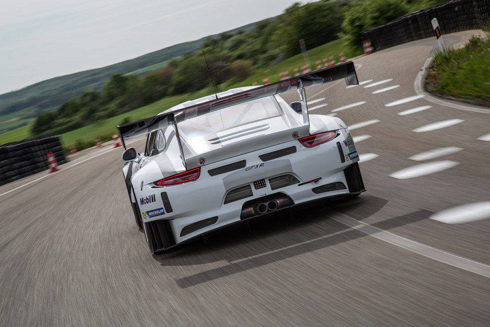 Black Swan Racing volta a IMSA com novo Porsche 911 GT3-R