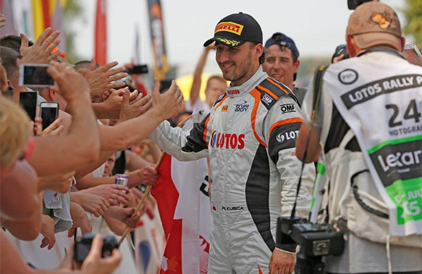 Robert Kubica testa ByKolles no Bahrein