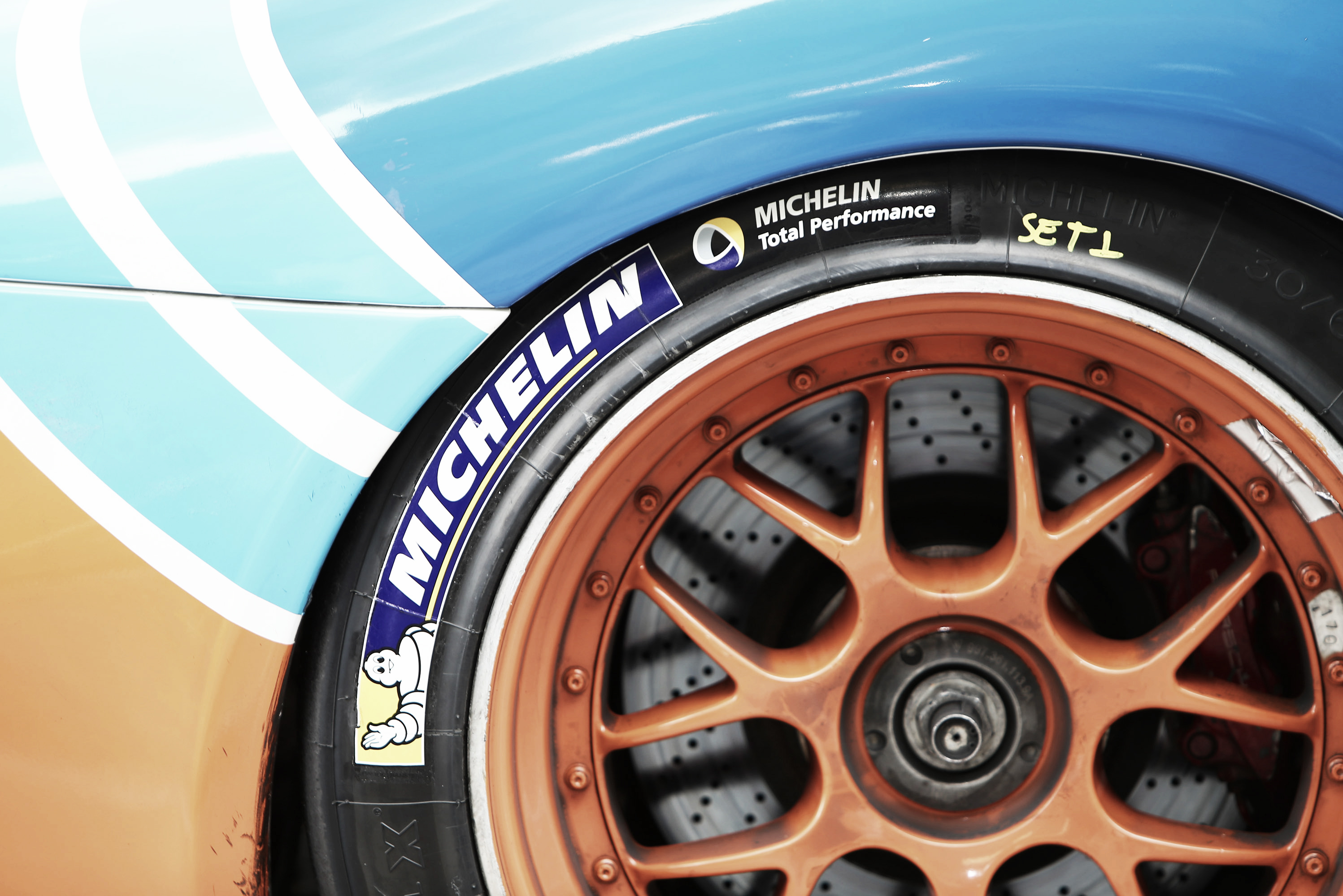 Pneus Michelin surpreenden nos testes da Porsche Império GT3 Cup em Curitiba