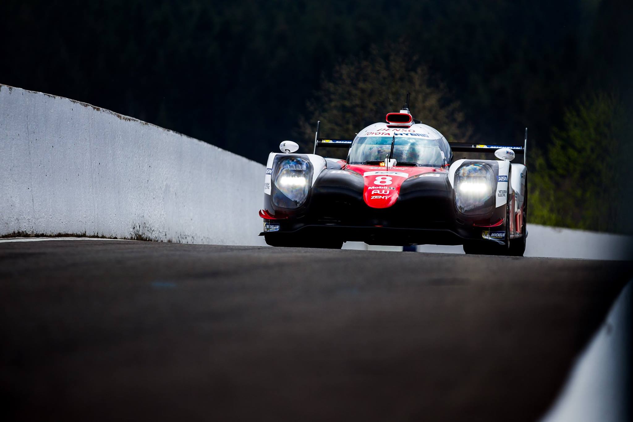 Toyota nas três primeiras posições nos testes para Le Mans
