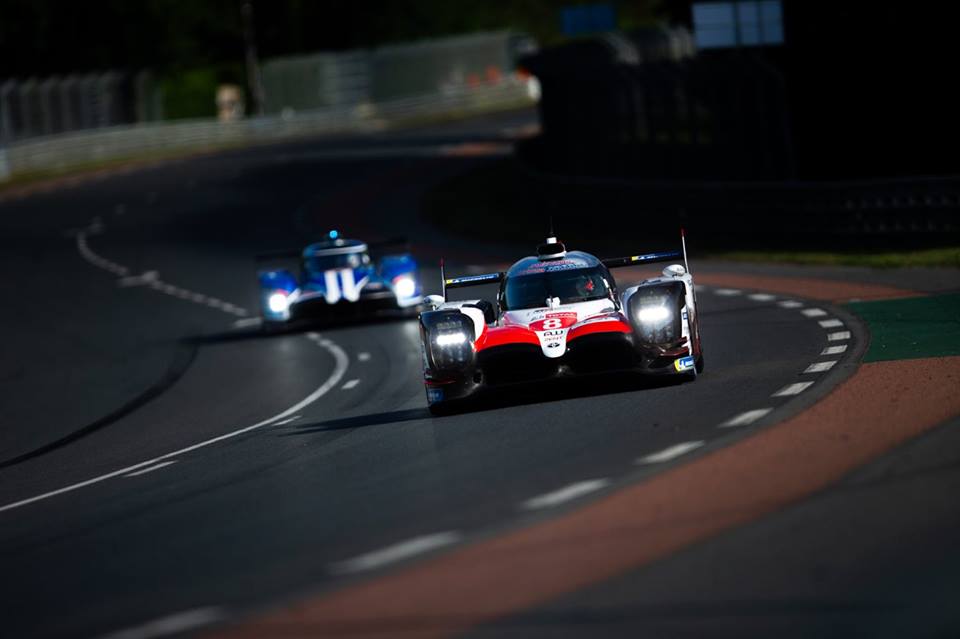 Toyota conquista pole provisória para Le Mans