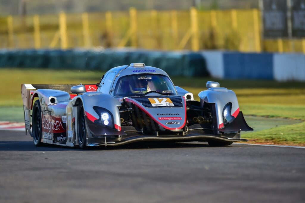 Sigma Performance Racing Sigma P1 preparado para etapa de Curitiba do Endurance Brasil ...