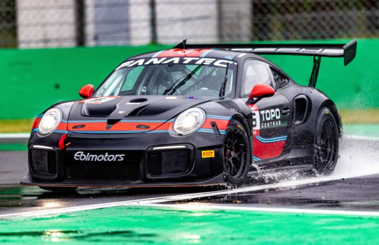 Porsche 911 GT2 RS Clubsport recebe atualização