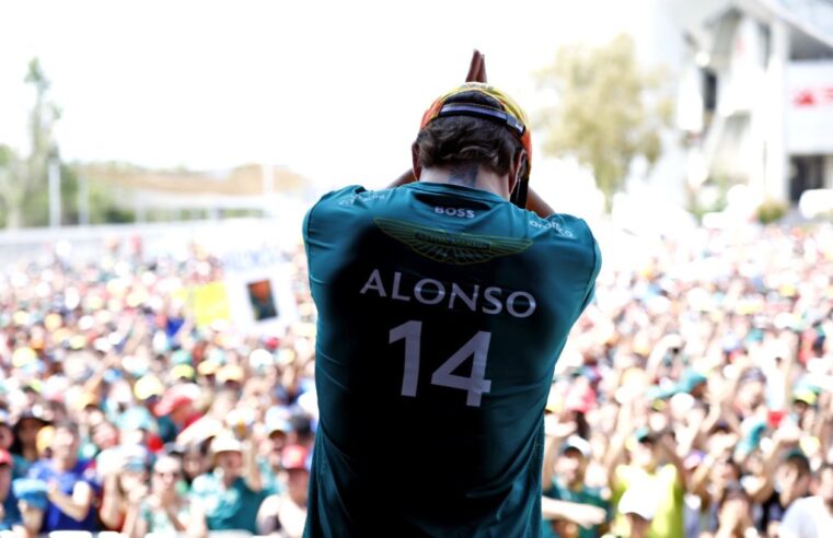 Fernando Alonso volta a enaltecer outras categorias: “O esporte motorizado é mais puro em Le Mans, na Indy ou no Dakar”