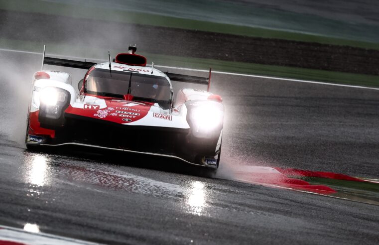 Toyota lidera treino livre movimentado no Bahrein