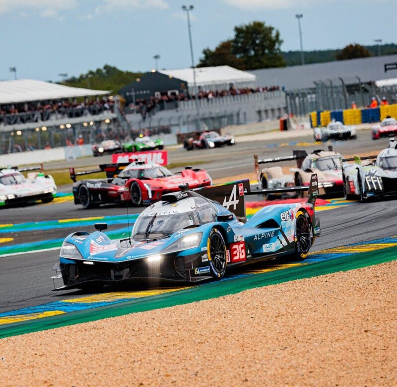 Alpine enfrenta decepção nas 24 Horas de Le Mans com abandono precoce