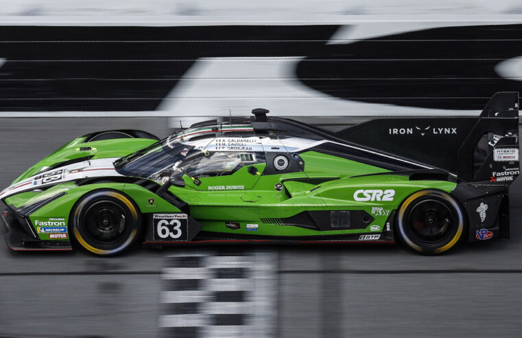 Lamborghini lidera segundo dia de testes em Daytona