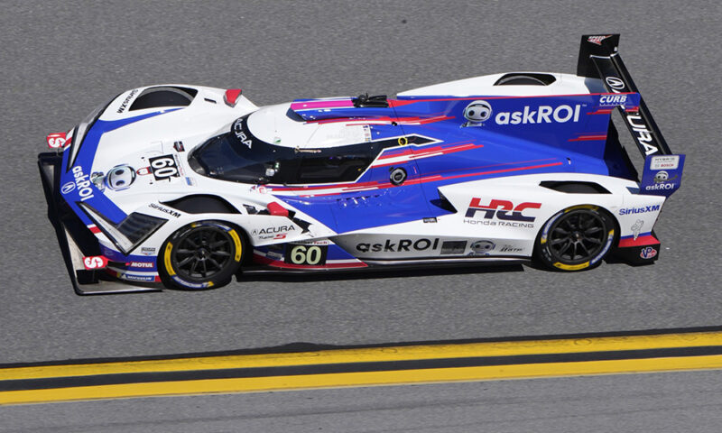 Acura lidera primeira sessão de treinos do Roar, em Daytona