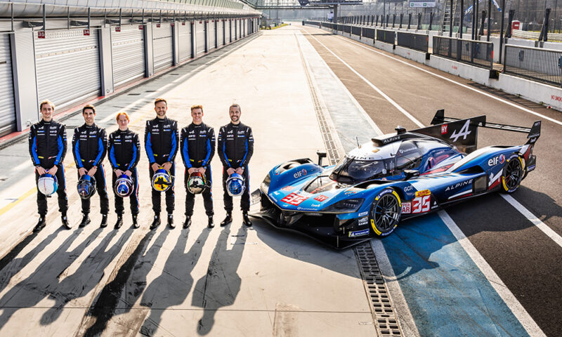 Alpine define pilotos e revela pintura para temporada 2025 do WEC