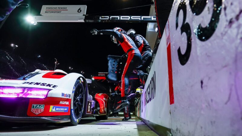 Porsche lidera segundo dia de testes da IMSA em Sebring