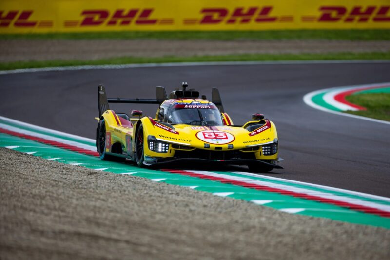 Ferrari lidera TL1 em Ímola pelo WEC