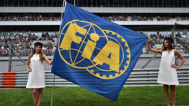 FIA reduz multas por linguagem imprópria e altera regras de conduta para pilotos e equipes