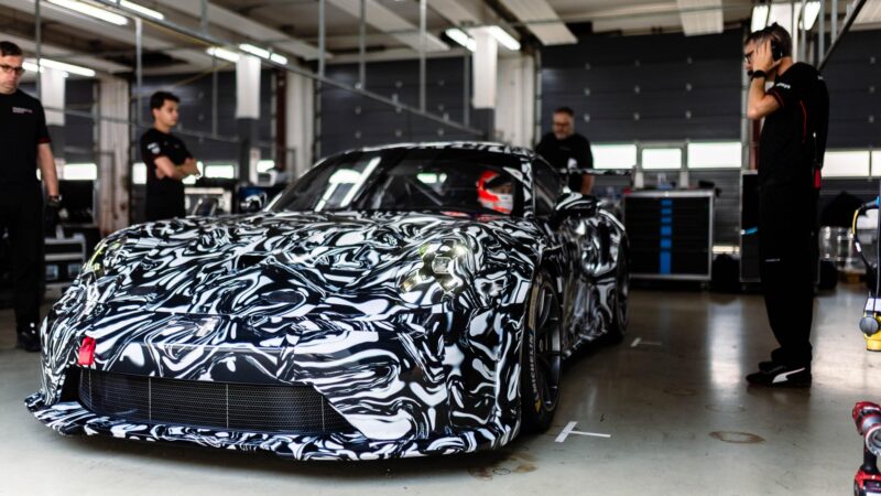 Porsche 911 GT3 Cup: ganha evolução com foco em desempenho e sustentabilidade