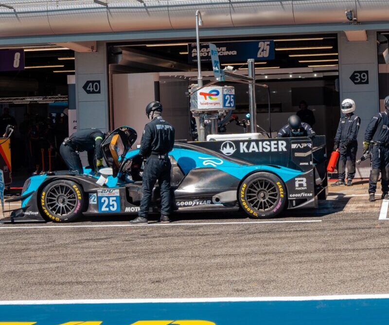 Jake Hughes lidera o Prólogo da ELMS em Barcelona