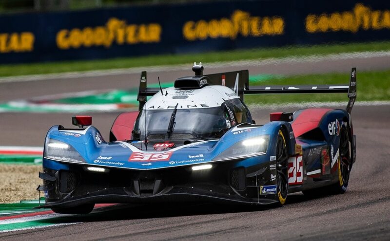 Alpine quebra hegemonia da Ferrari e lidera segundo treino livre em Ímola