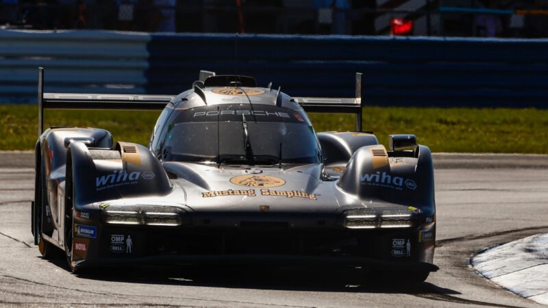 Porsche da JDC-Miller lidera o primeiro treino livre em Long Beach pela IMSA
