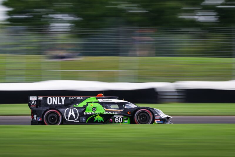 Acura conquista a pole position em Indianápolis pela IMSA